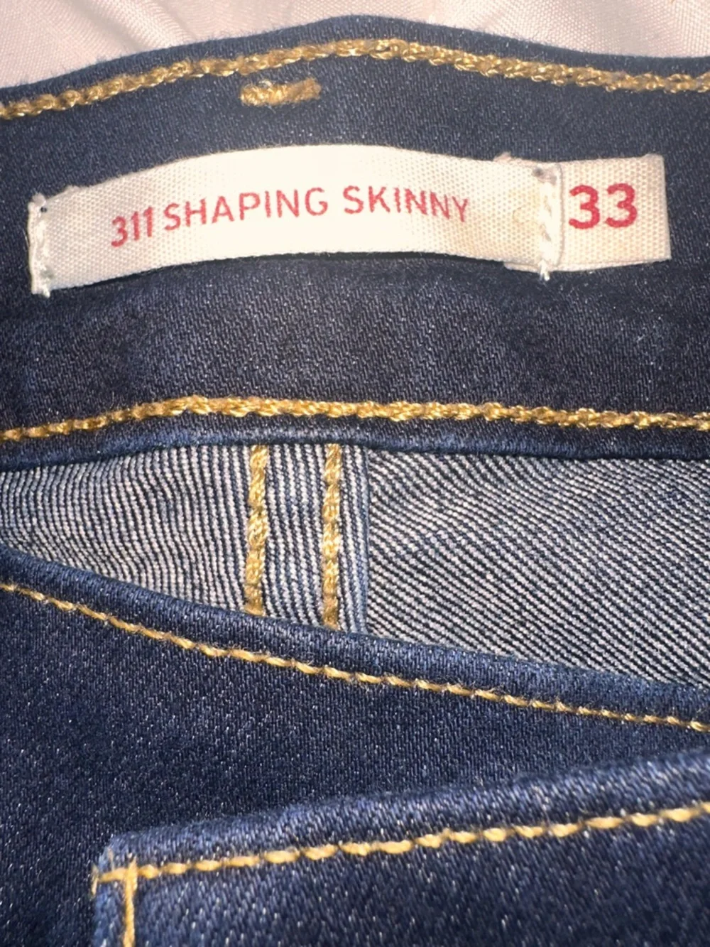 Levi's navy blue Skinny Jeans with Contrast Stitching - Picture 4 of 5